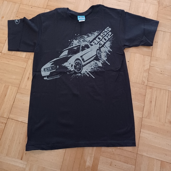 Ford Mustang tee shirt men's size medium New - Picture 1 of 6